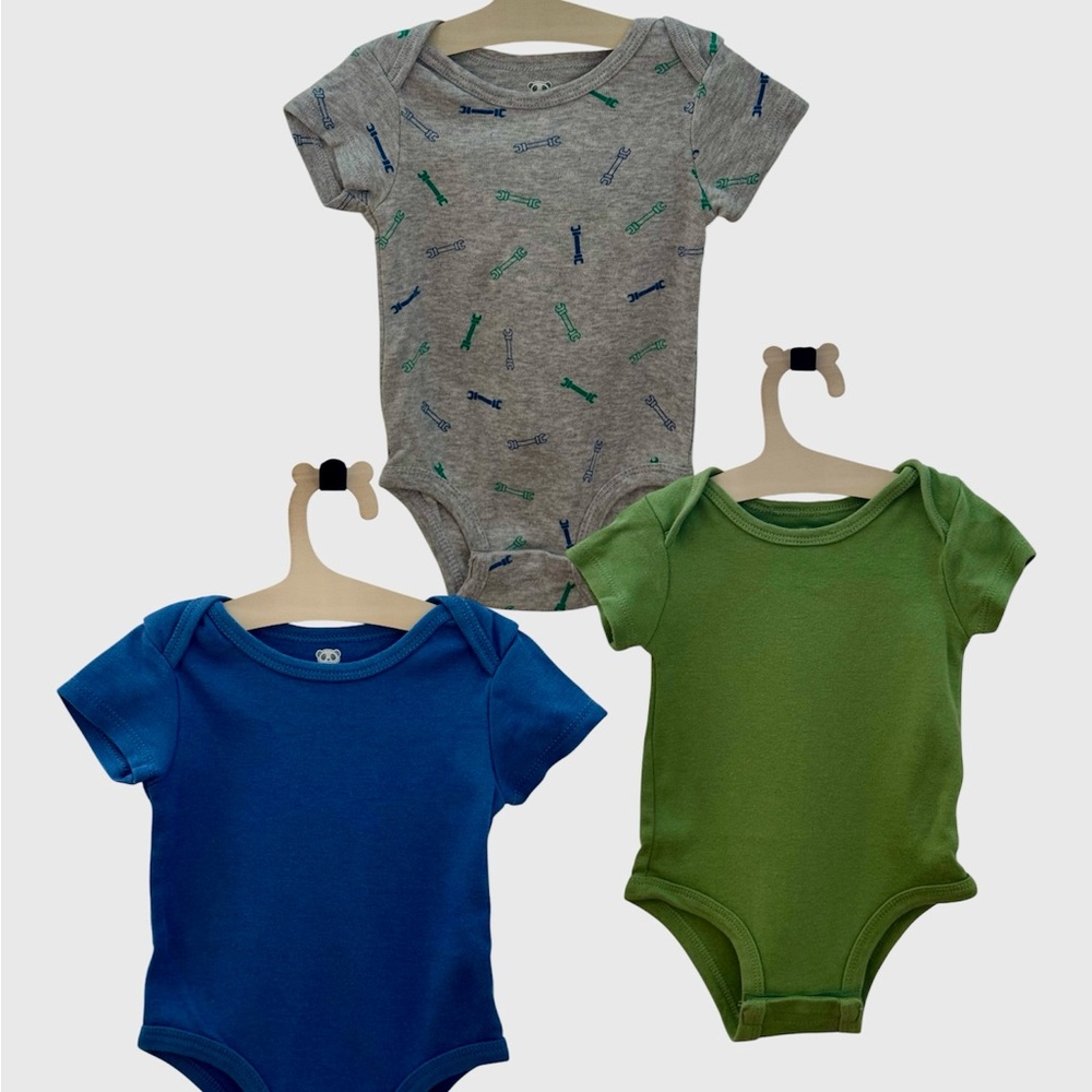 Charming Kids Bodysuit Trio in Gray, Blue, and Green